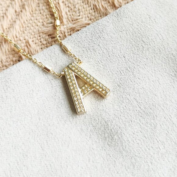 Kendra Scott - Letter A Pendant Necklace Gold - Picture 2 of 4